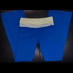 Blue Bootcut Lululemon Leggings size 4